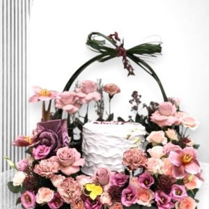 Elegant Floral Cake Hamper