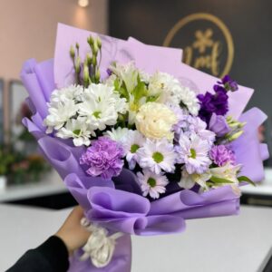 Garden Romance – Premium Flowers Bouquet