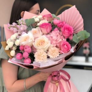 Premium Pink & Pastel Rose Mixed Bouquet